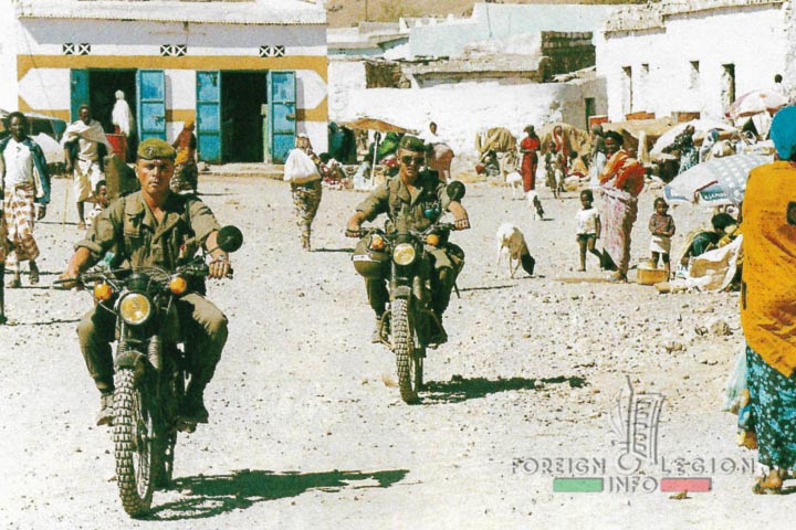 13e DBLE - 13 DBLE - Foreign Legion - Djibouti - despatch riders - Runners - legionnaires - 1990