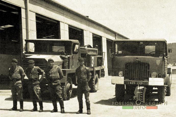 61 BMGL - CTL - Compagnie de Travaux Légion - Légion Etrangère - Camp de Canjuers - Section Pompiers - 1976
