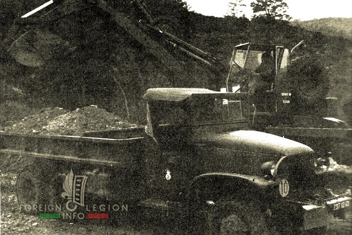 CPLE - Foreign Legion - Pioneer Company - Camp Canjuers - GMC truck - 1968