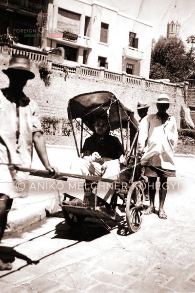 Pulled rickshaw - pousse-pousse - Tananarive - 4e REI - 4 REI - Madagascar - Foreign Legion - 1949